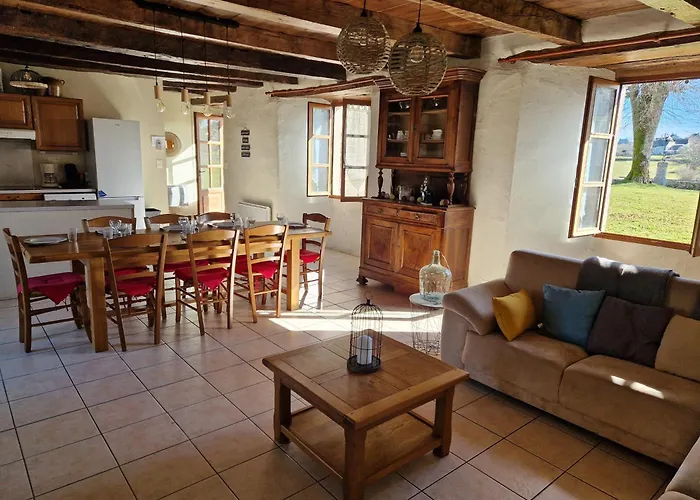 Ancien Presbytère, Familial