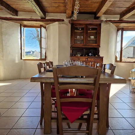 Ancien Presbytere, Familial Tatil Evi